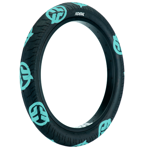 Покришка Federal Command LP чорна з бірюзовим логотипом на протекторі 2.40