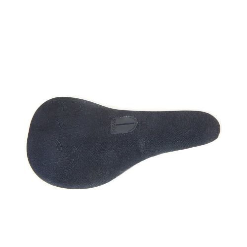 Седло CULT DEHART